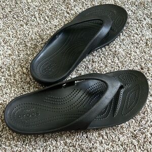 Women’s Crocs Sandals Size 9